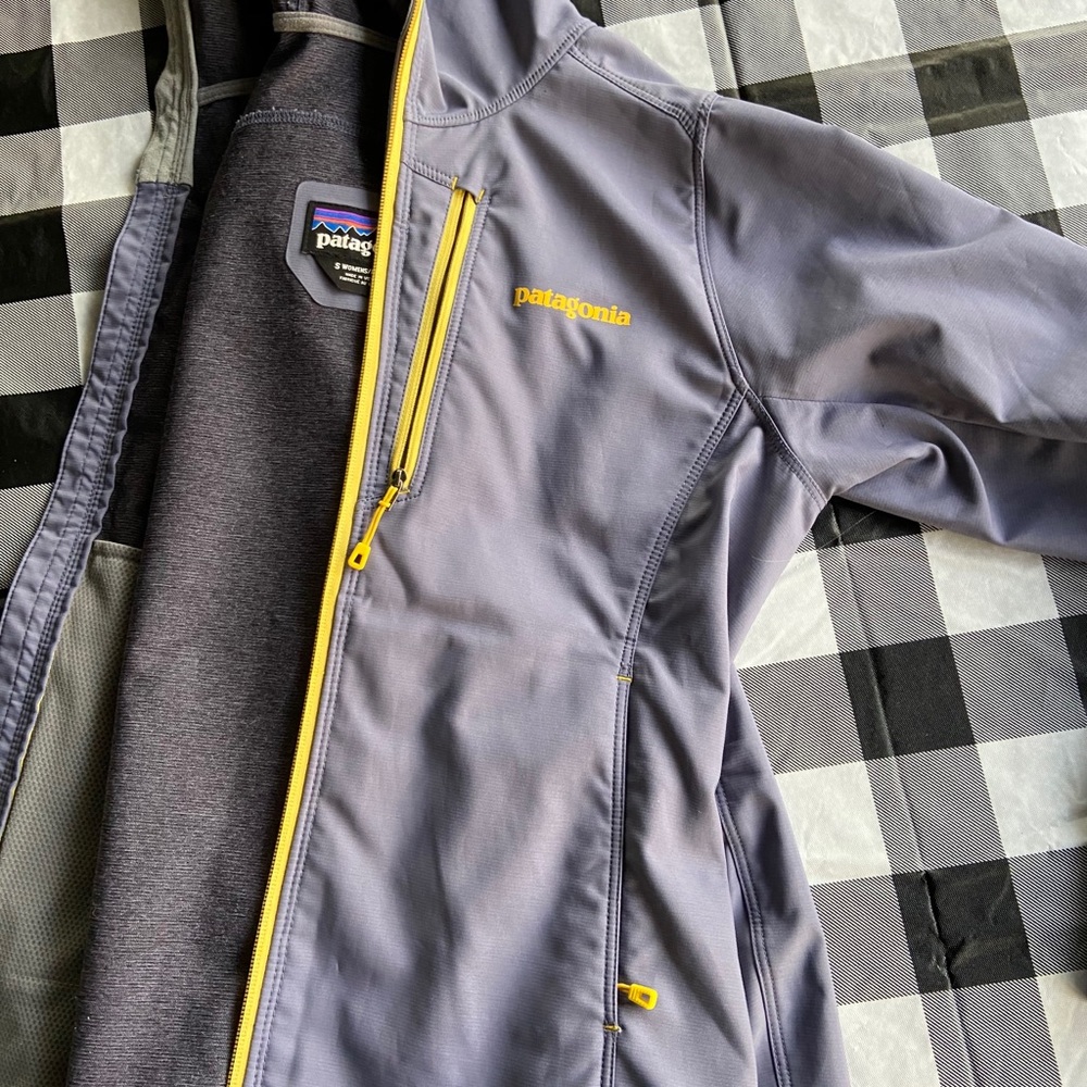 Patagonia rain coat
